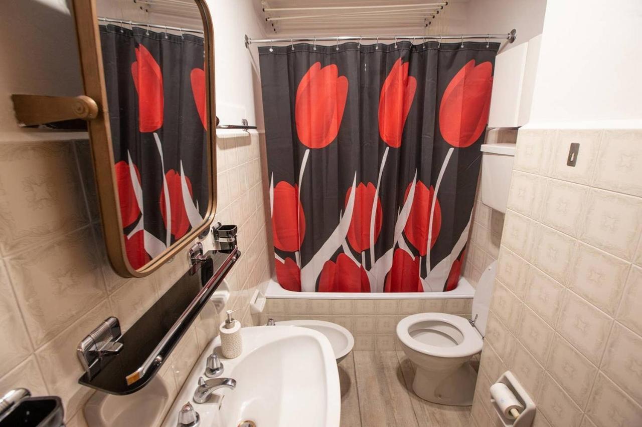 Joivy Flat For 6, In The Historic Town Pre-Saint-Didier Apartment Exterior photo